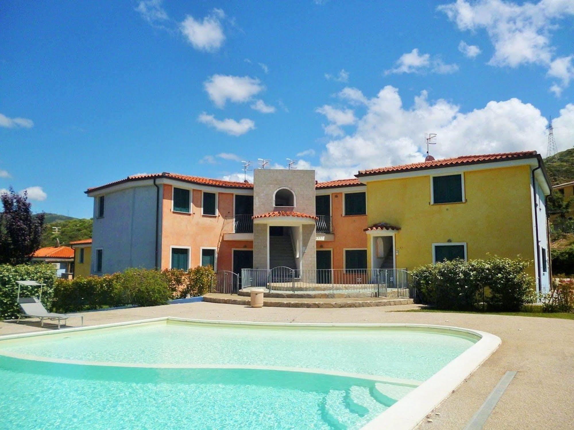 R&Z Getaway Apartment Santa Maria Coghinas Exterior photo